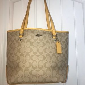 Authentic Coach Signature Zip Top Tote